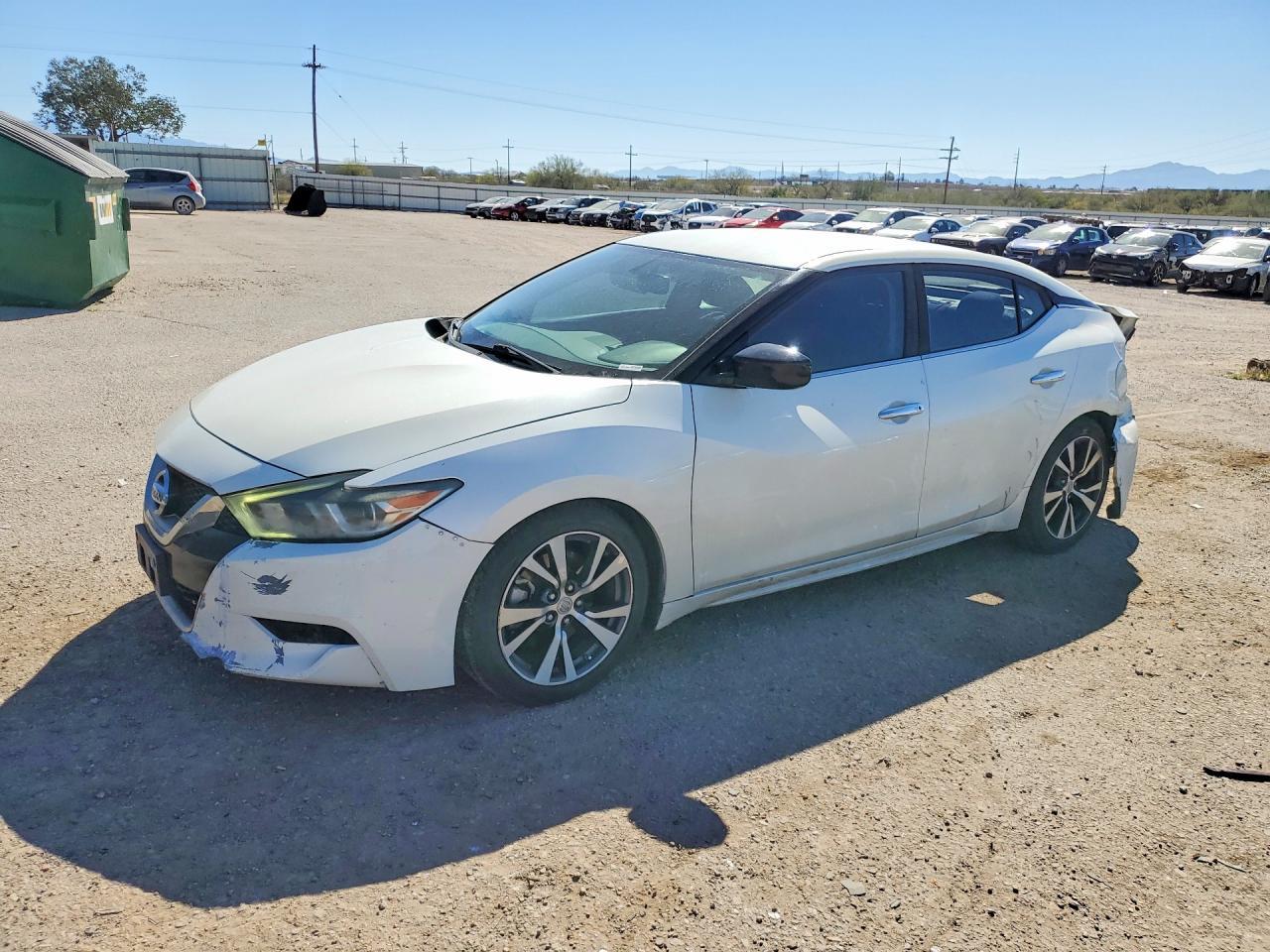 2017 NISSAN Maxima
