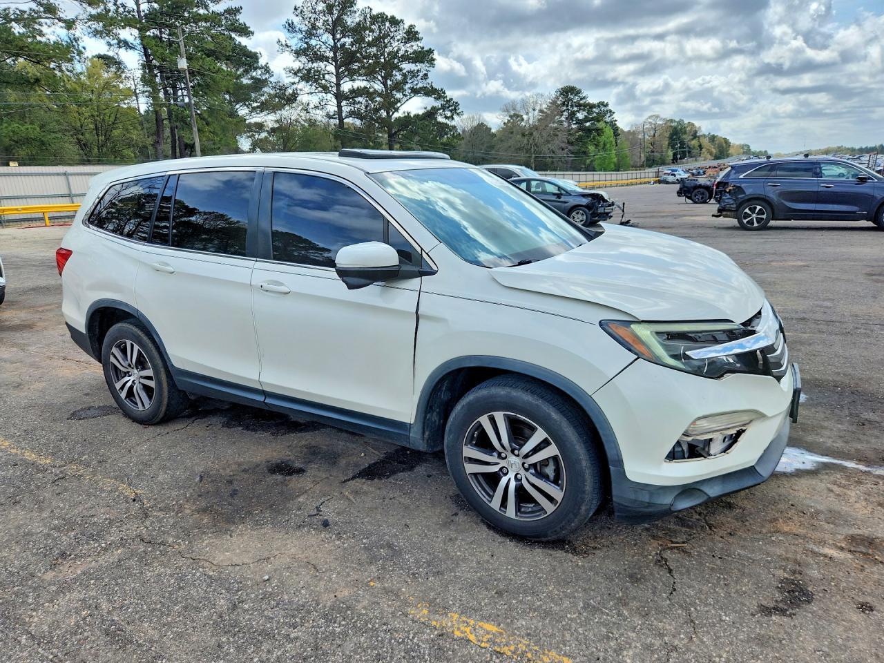 2017 HONDA PILOT