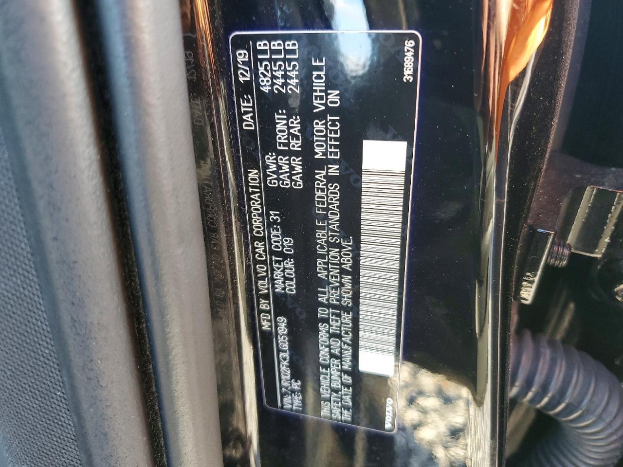 2020 VOLVO S60