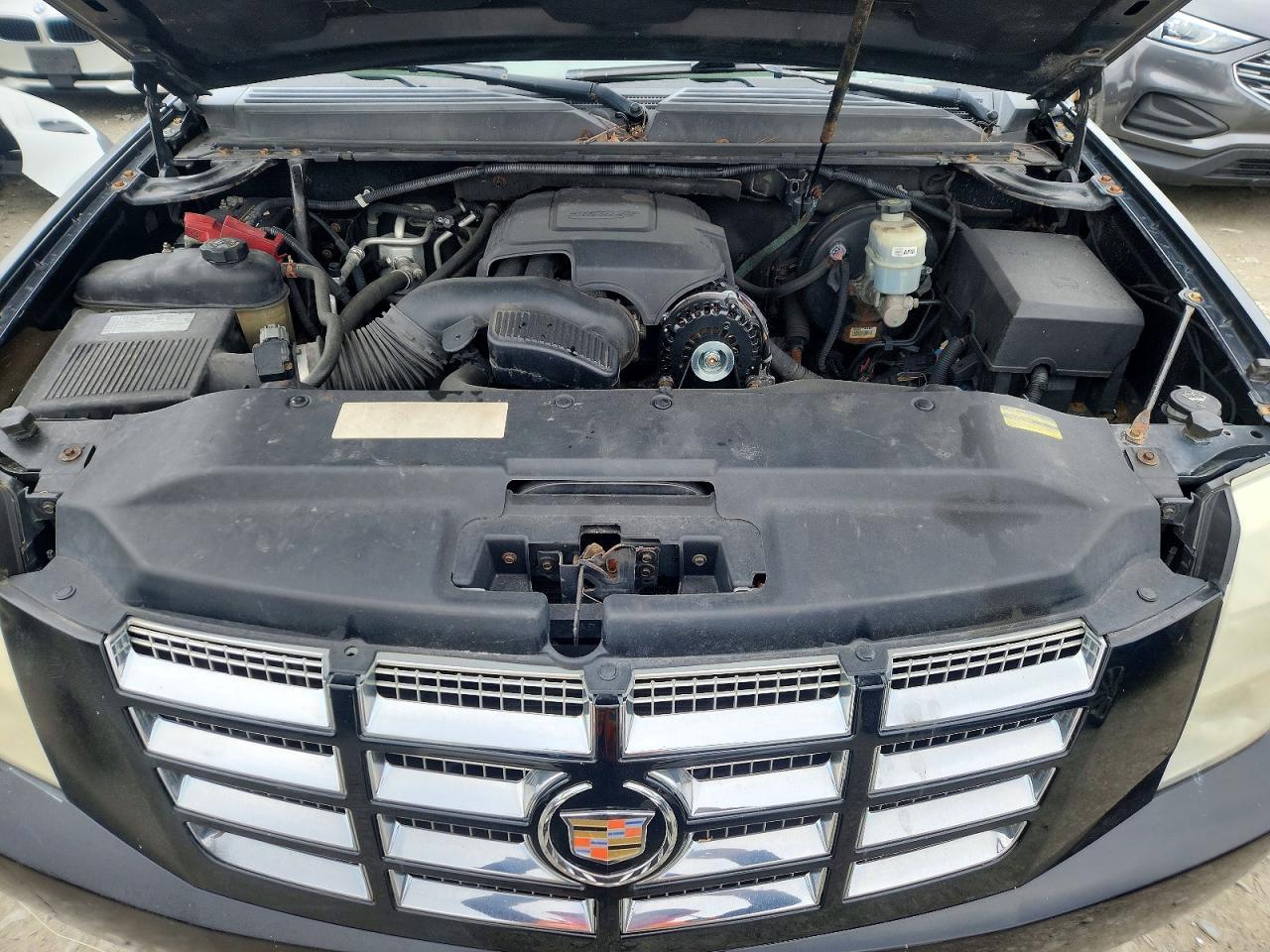 2010 CADILLAC ESCALADE