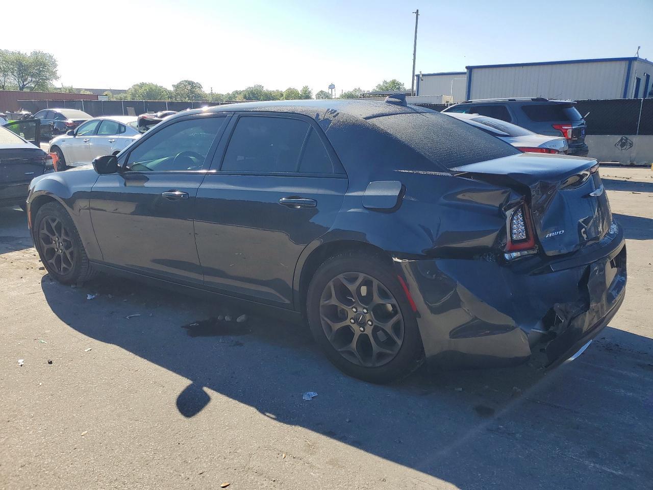 2018 CHRYSLER 300