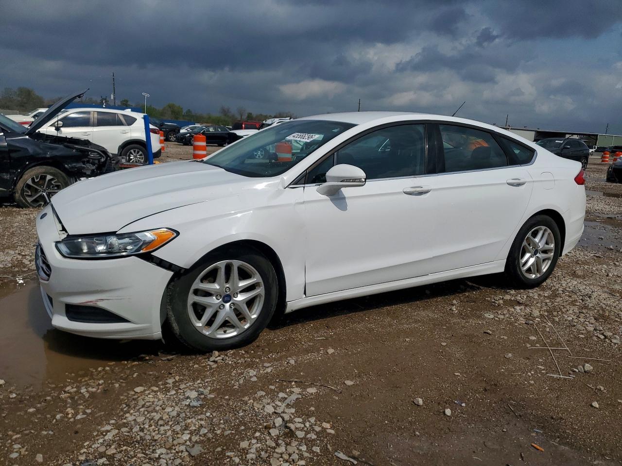 2016 FORD FUSION