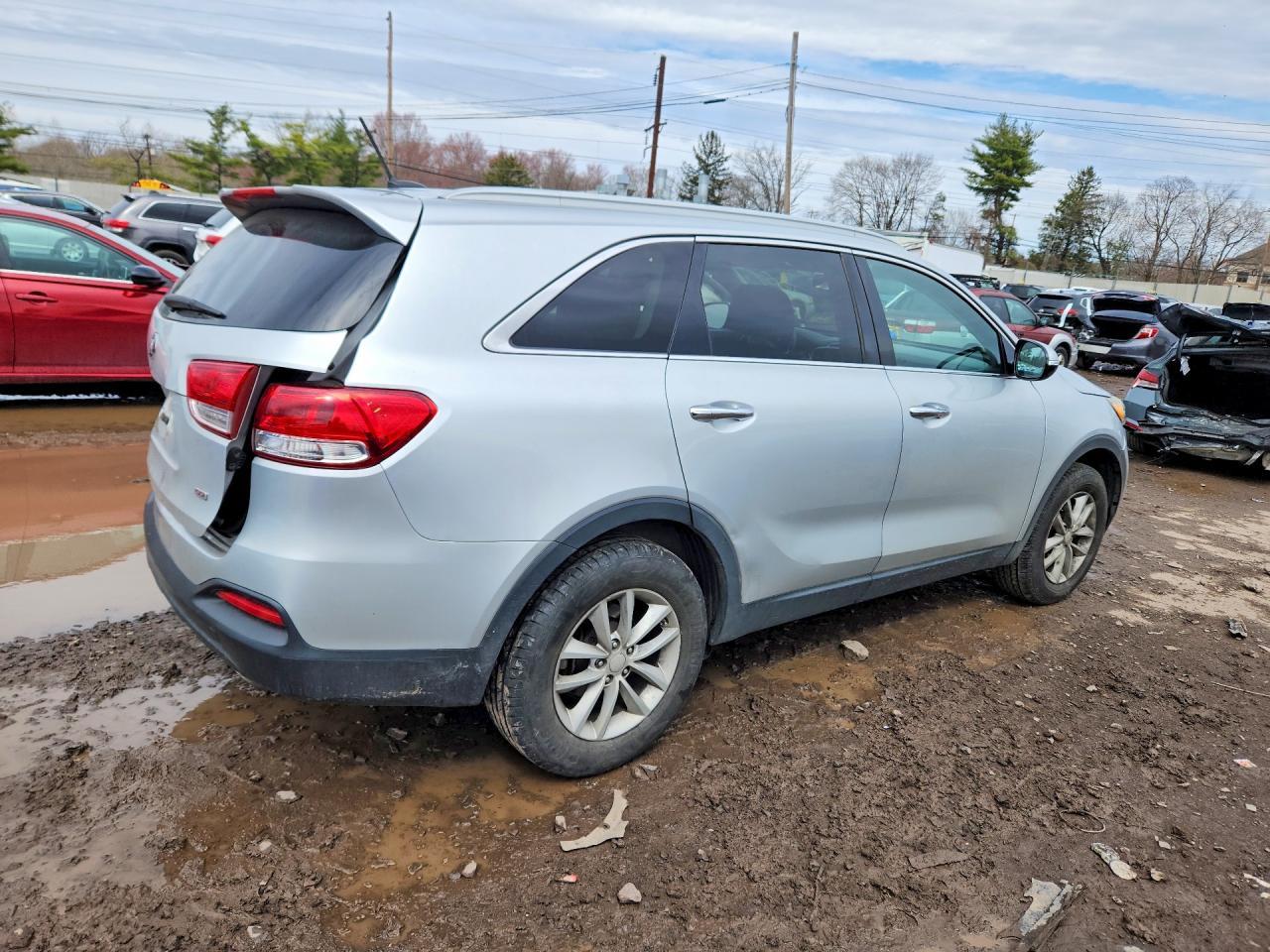 2017 KIA SORENTO