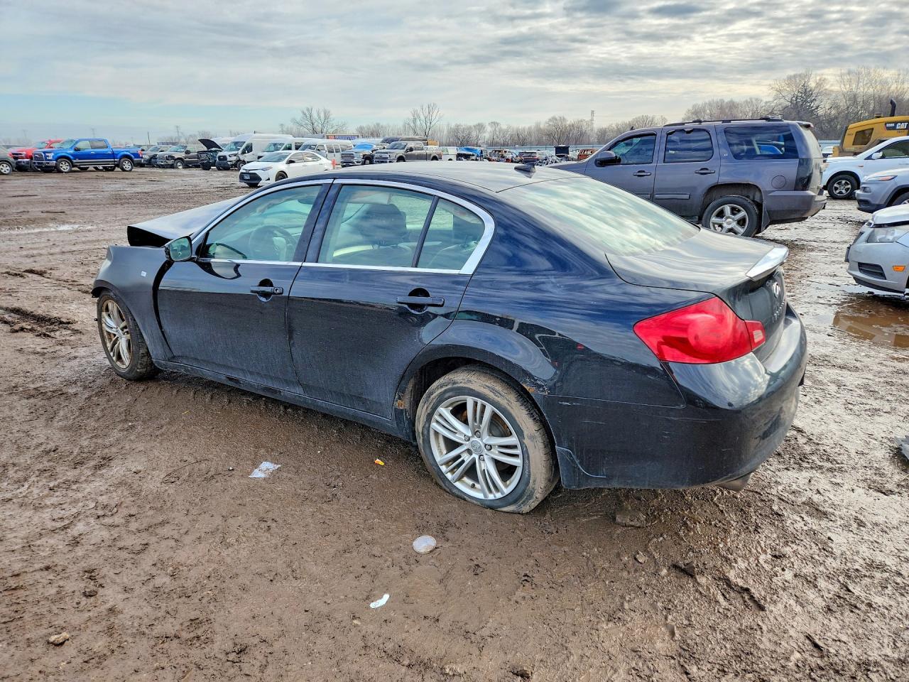 2011 INFINITI G25