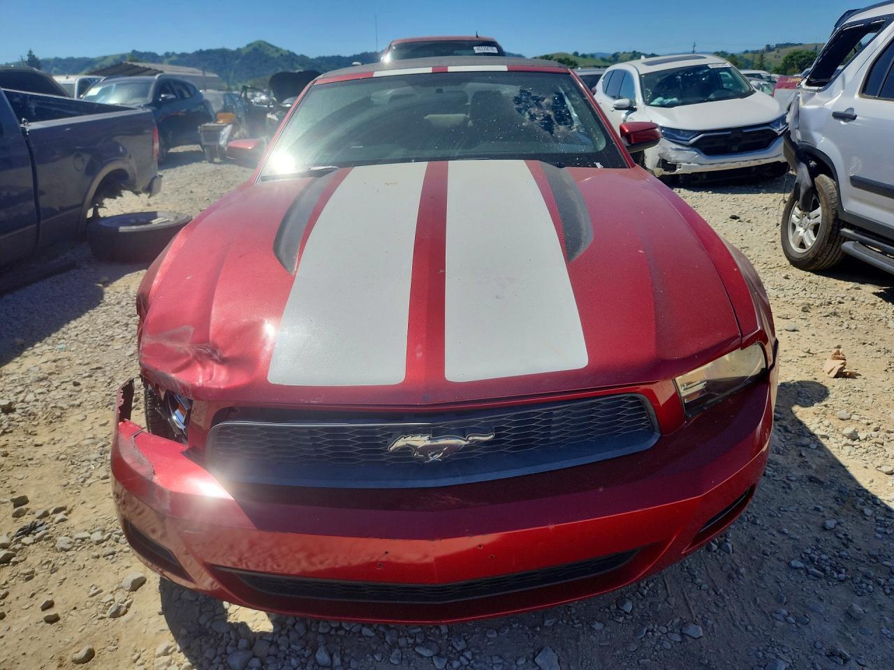 2011 FORD MUSTANG