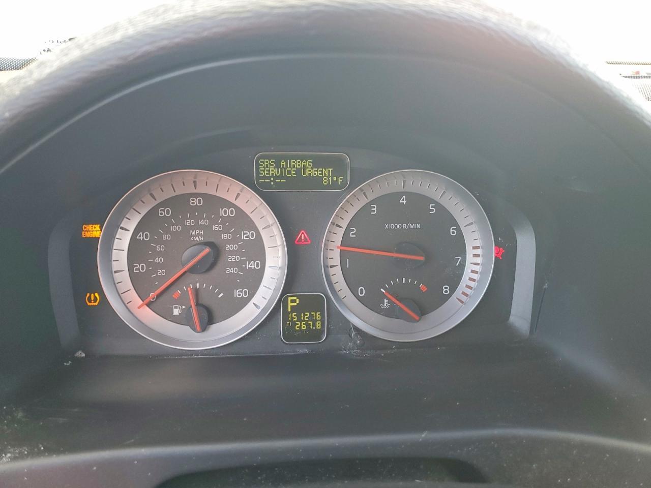 2011 VOLVO C70
