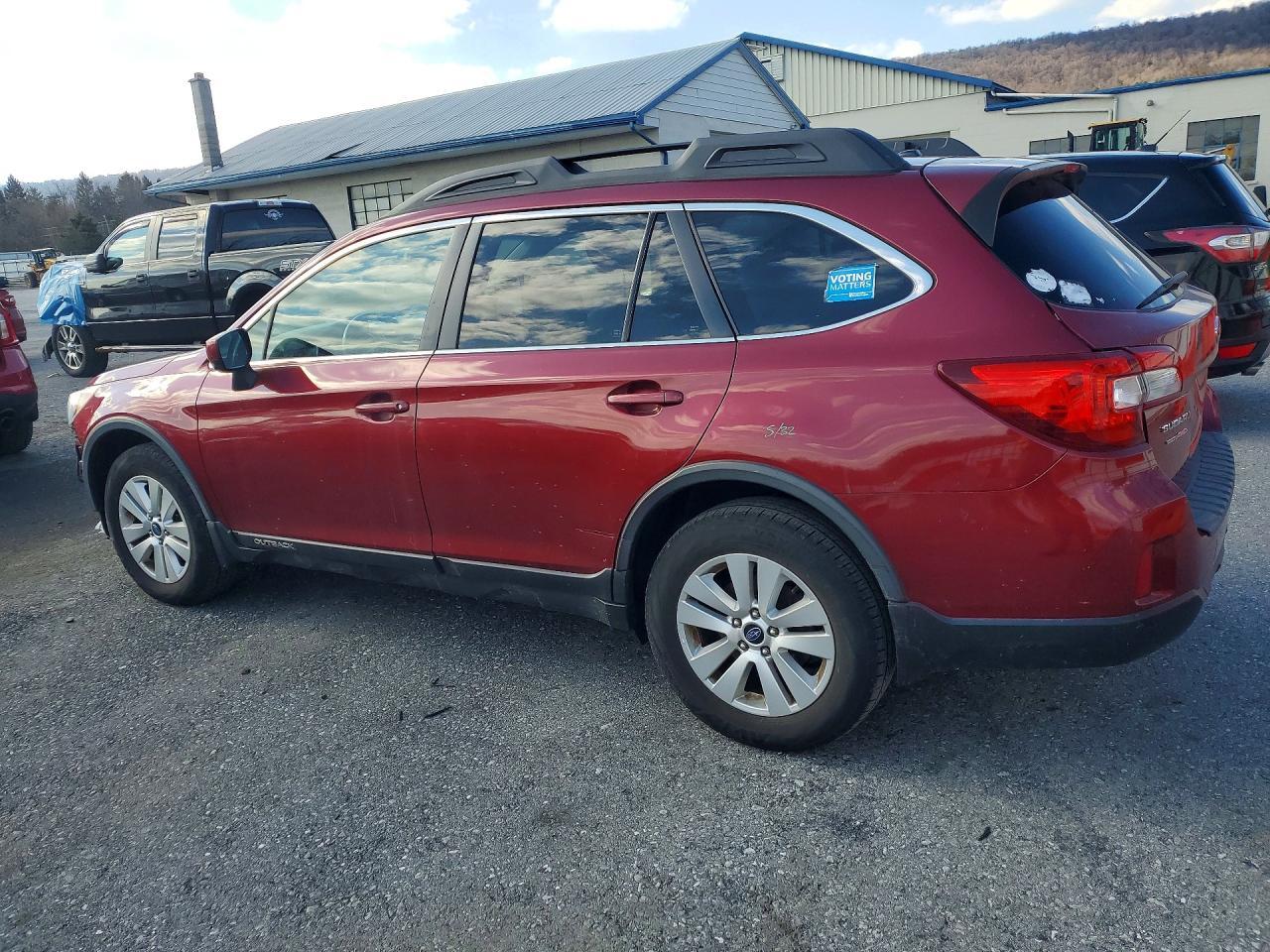 2015 SUBARU Outback