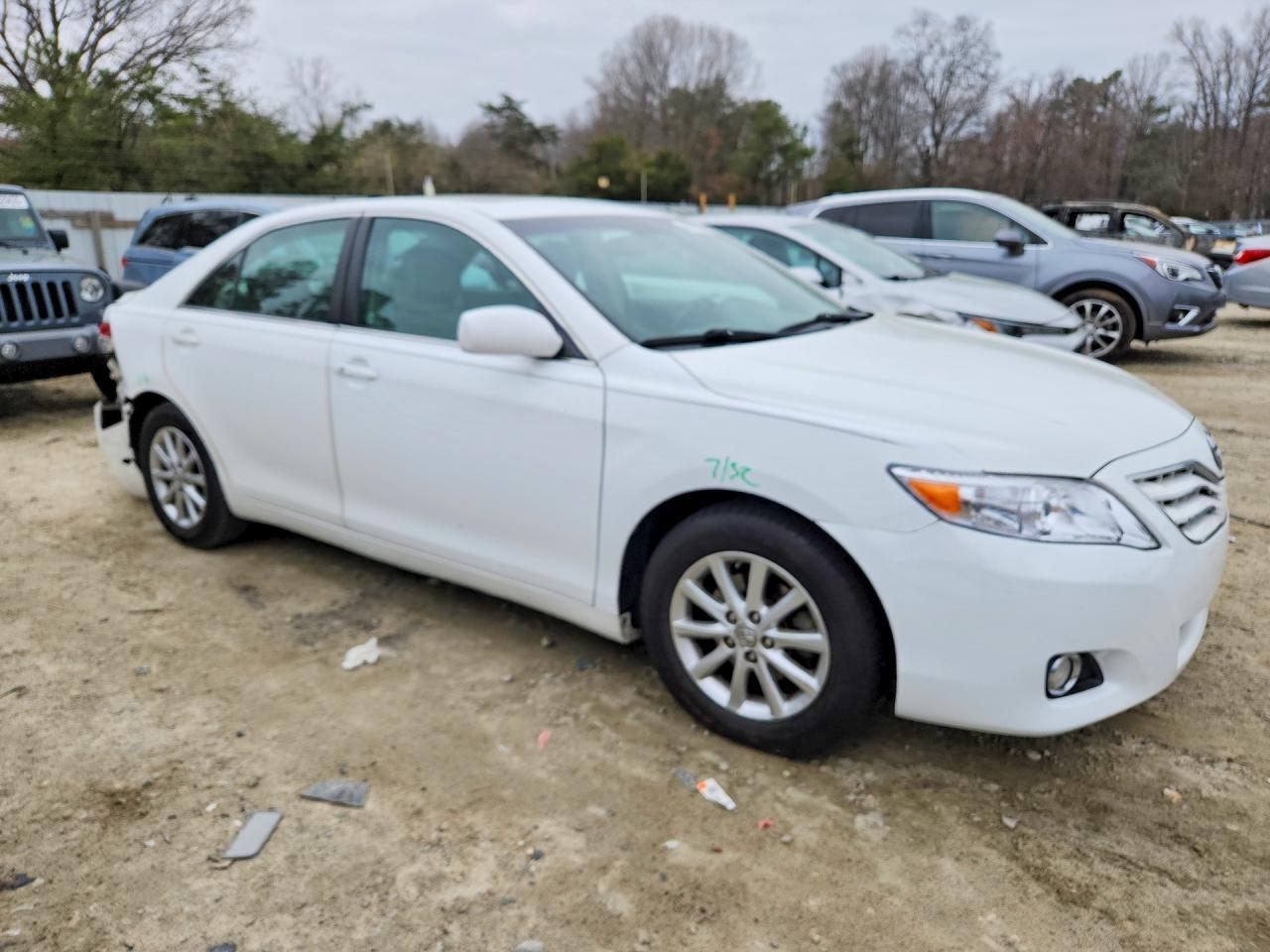 2010 TOYOTA CAMRY