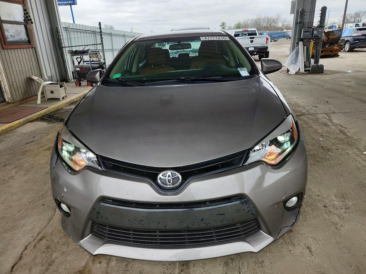 2015 TOYOTA COROLLA