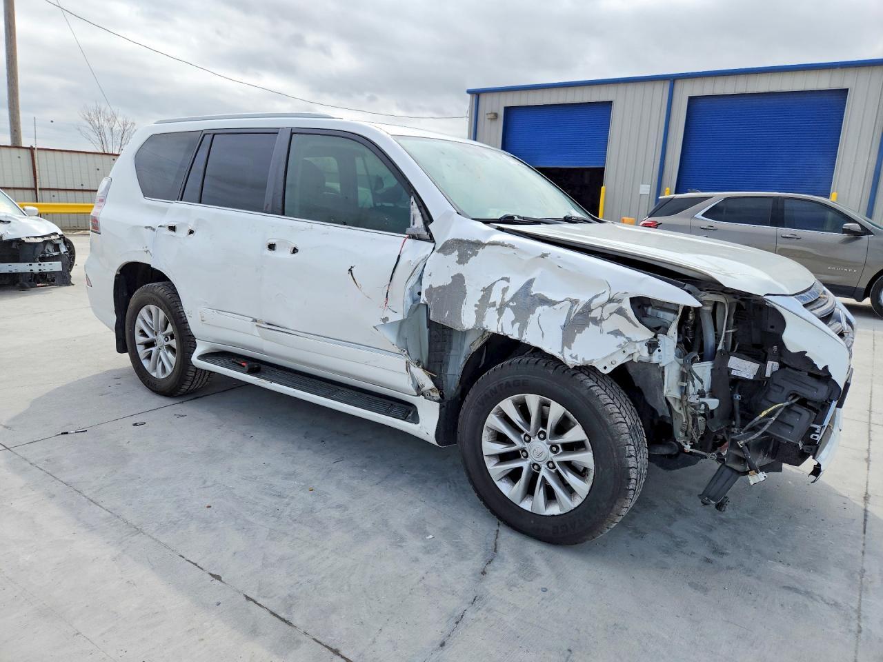 2017 LEXUS GX 460