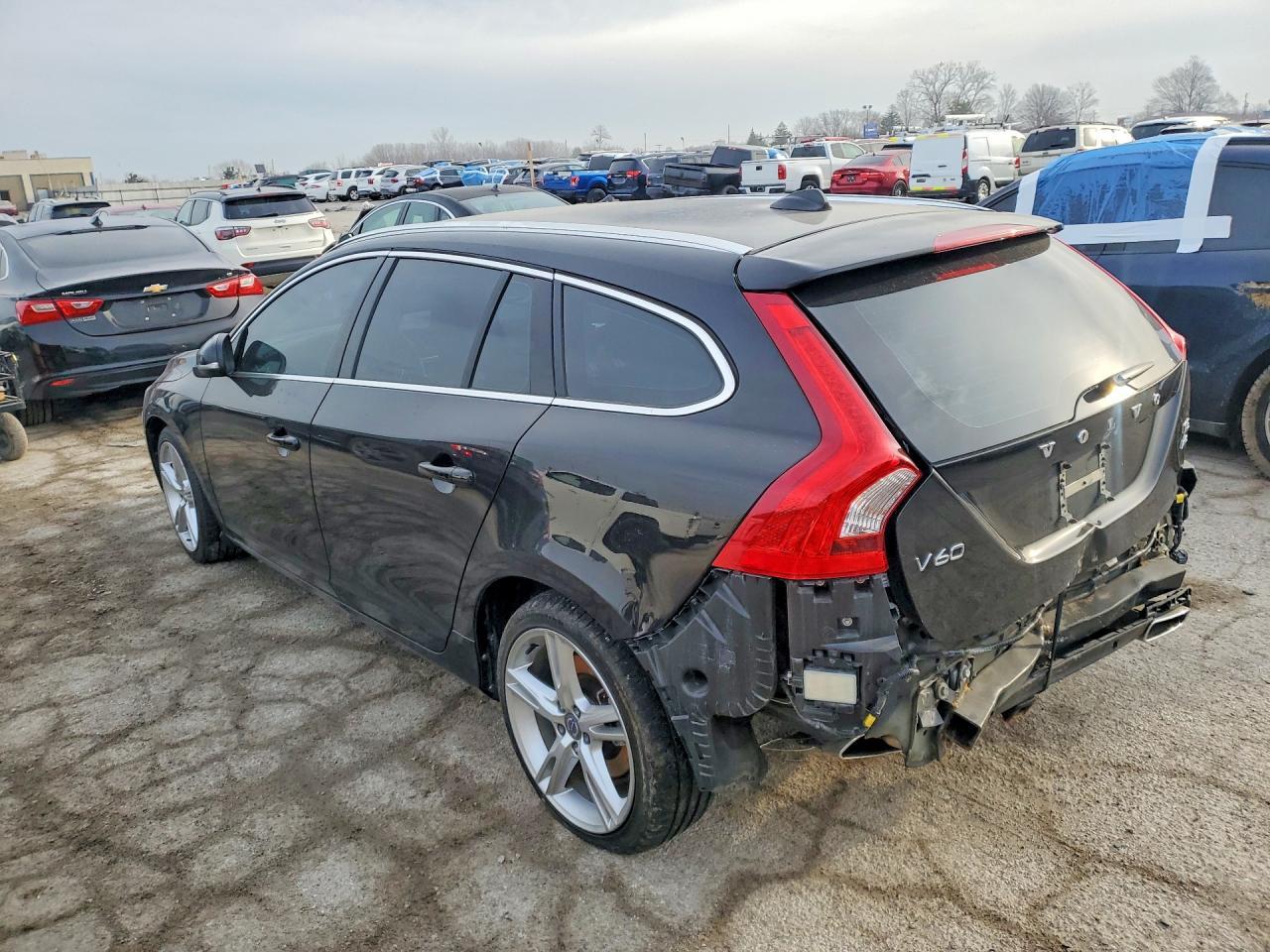 2016 VOLVO V60