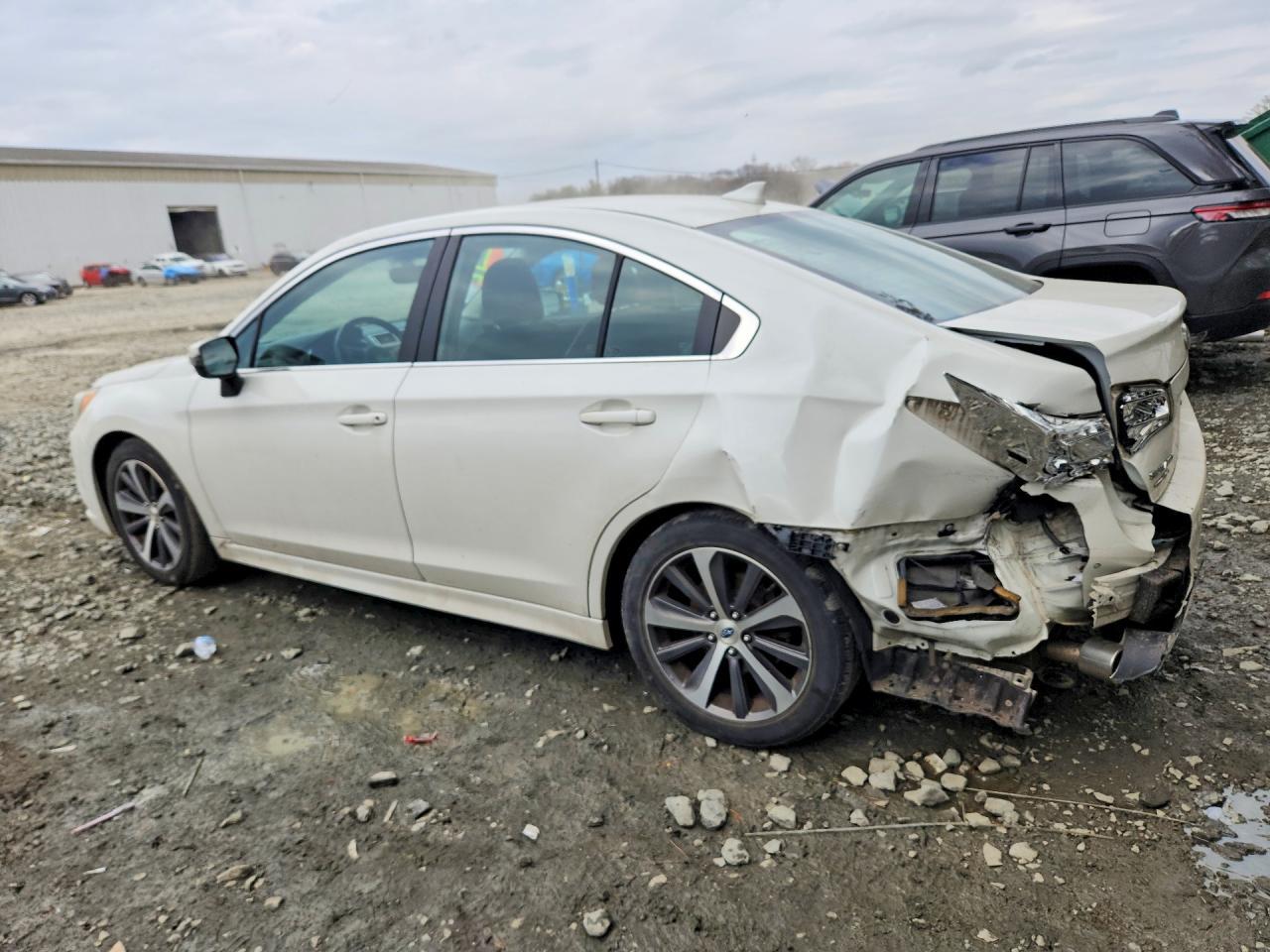 2017 SUBARU Legacy