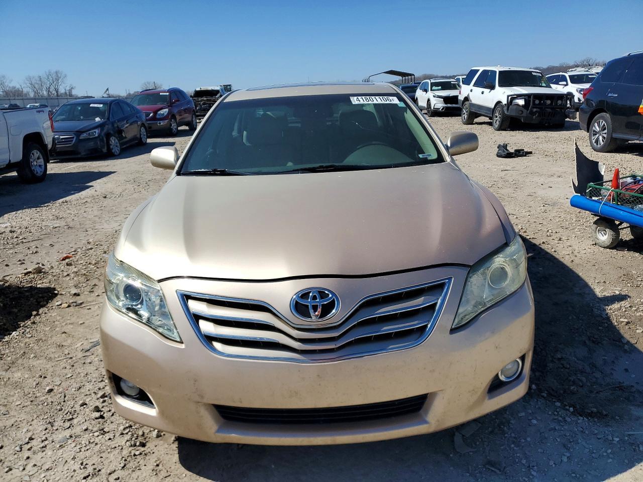 2010 TOYOTA CAMRY