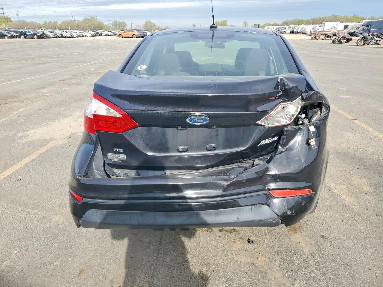 2015 FORD Fiesta
