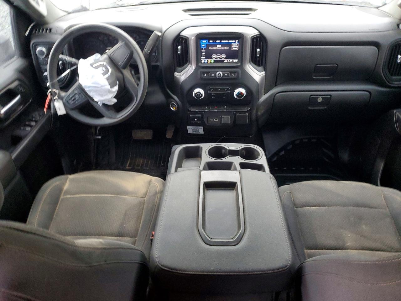 2024 GMC Sierra