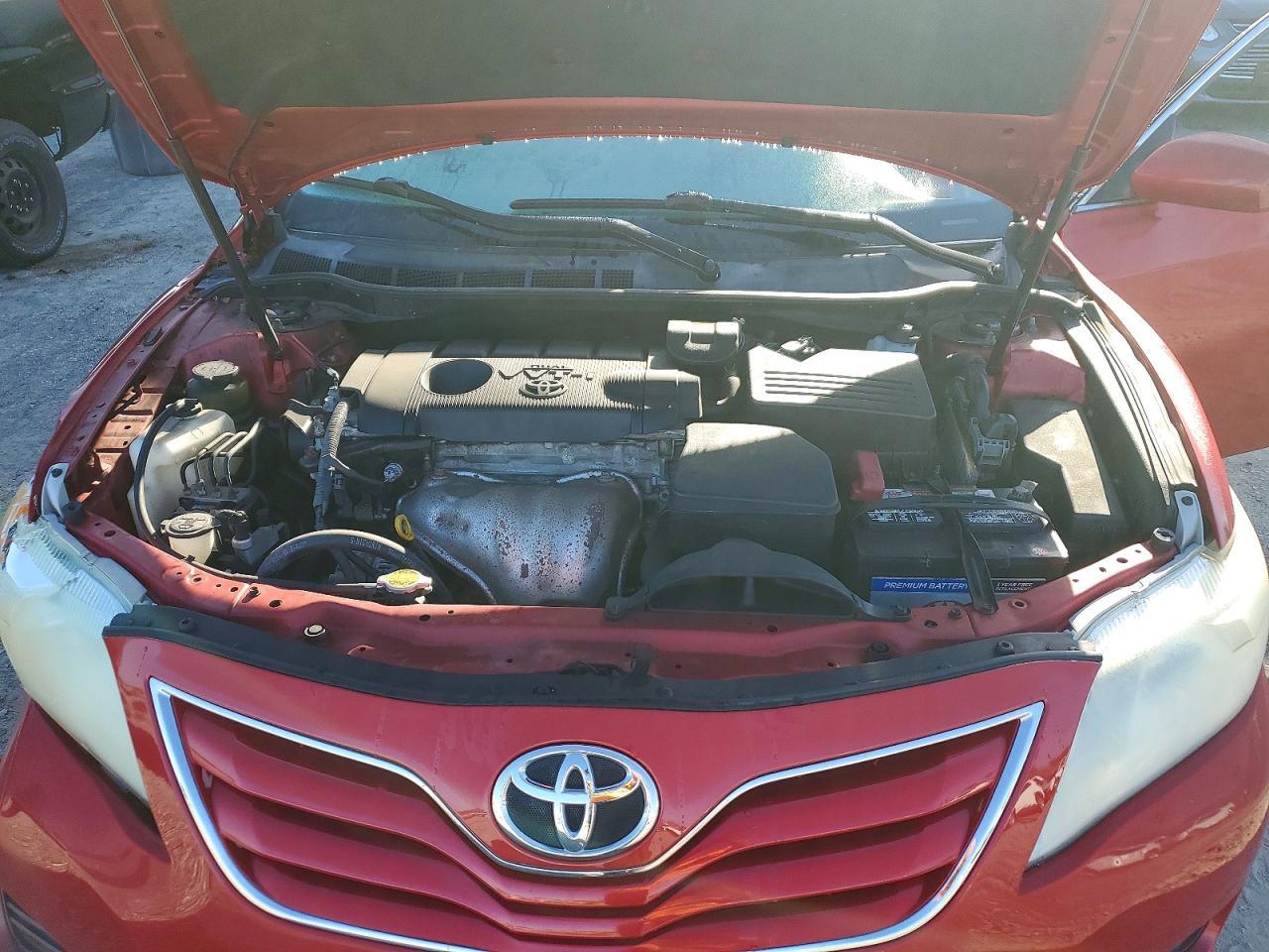 2011 TOYOTA CAMRY