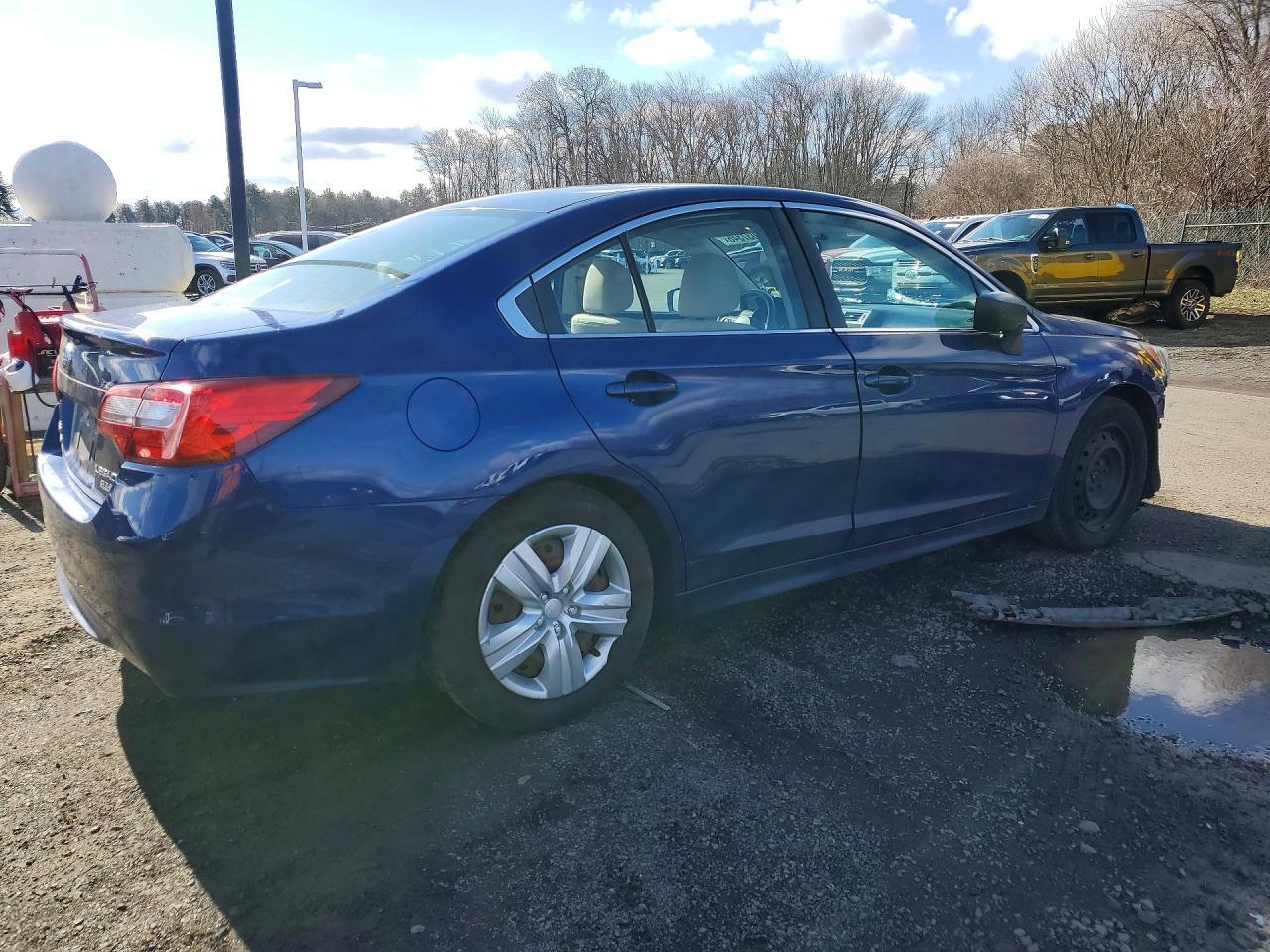 2016 SUBARU Legacy