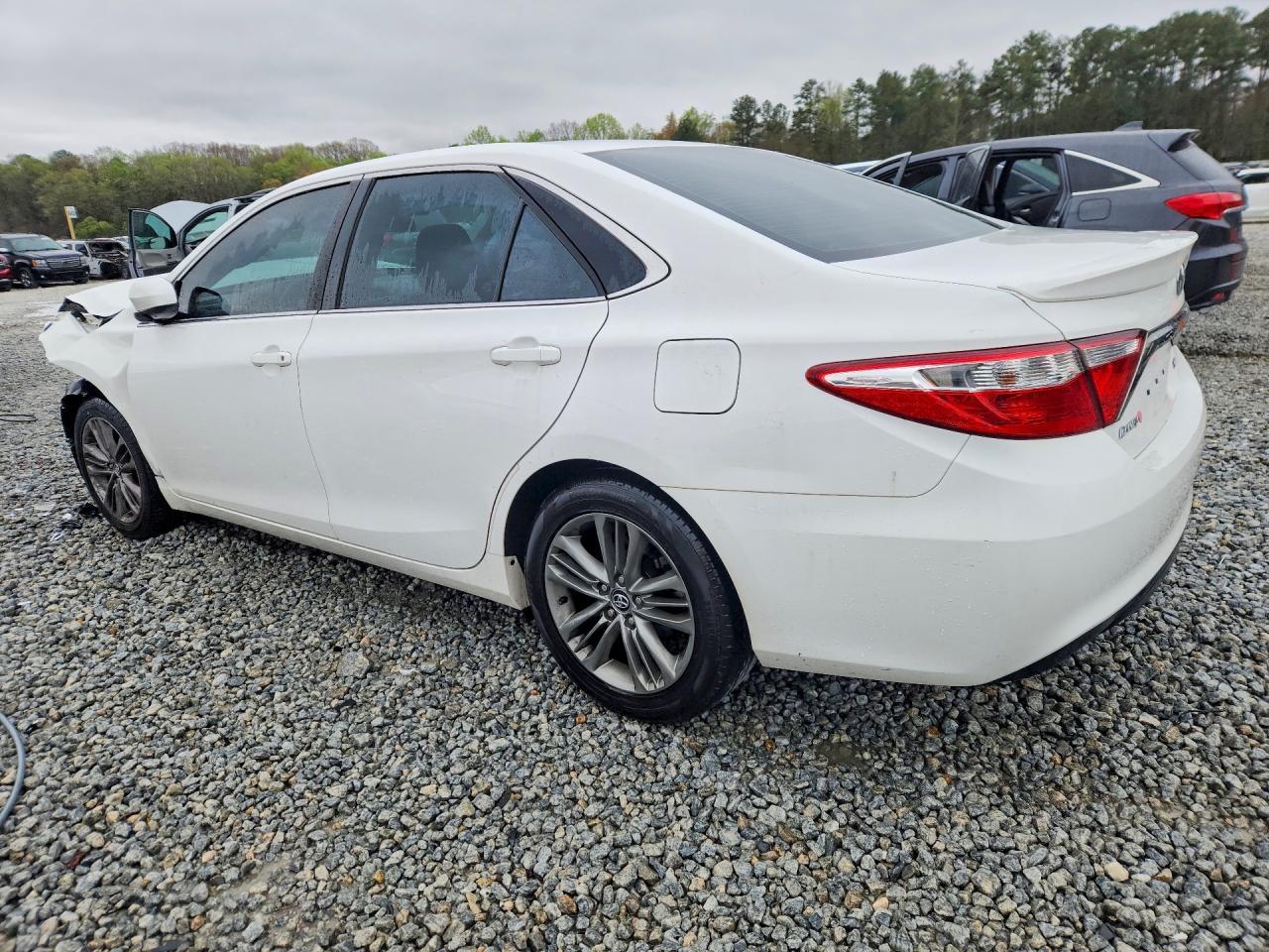 2017 TOYOTA CAMRY