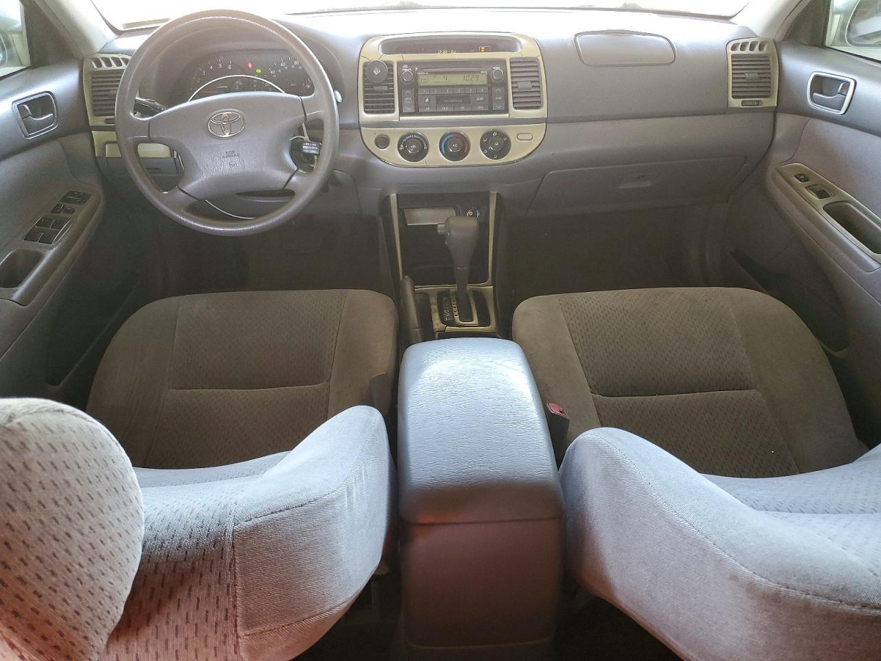 2004 TOYOTA CAMRY