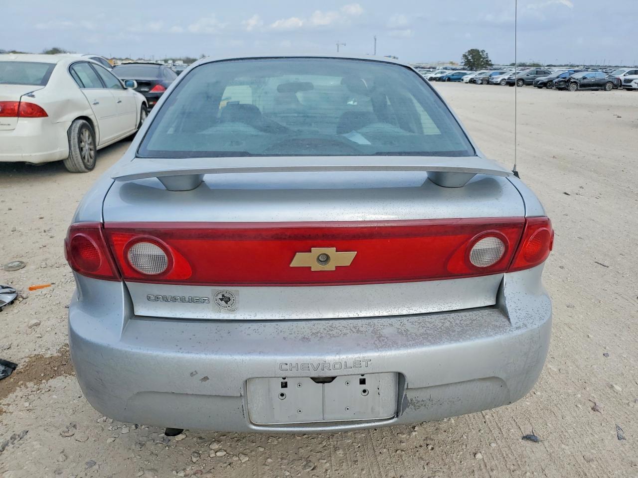 2004 CHEVROLET Cavalier