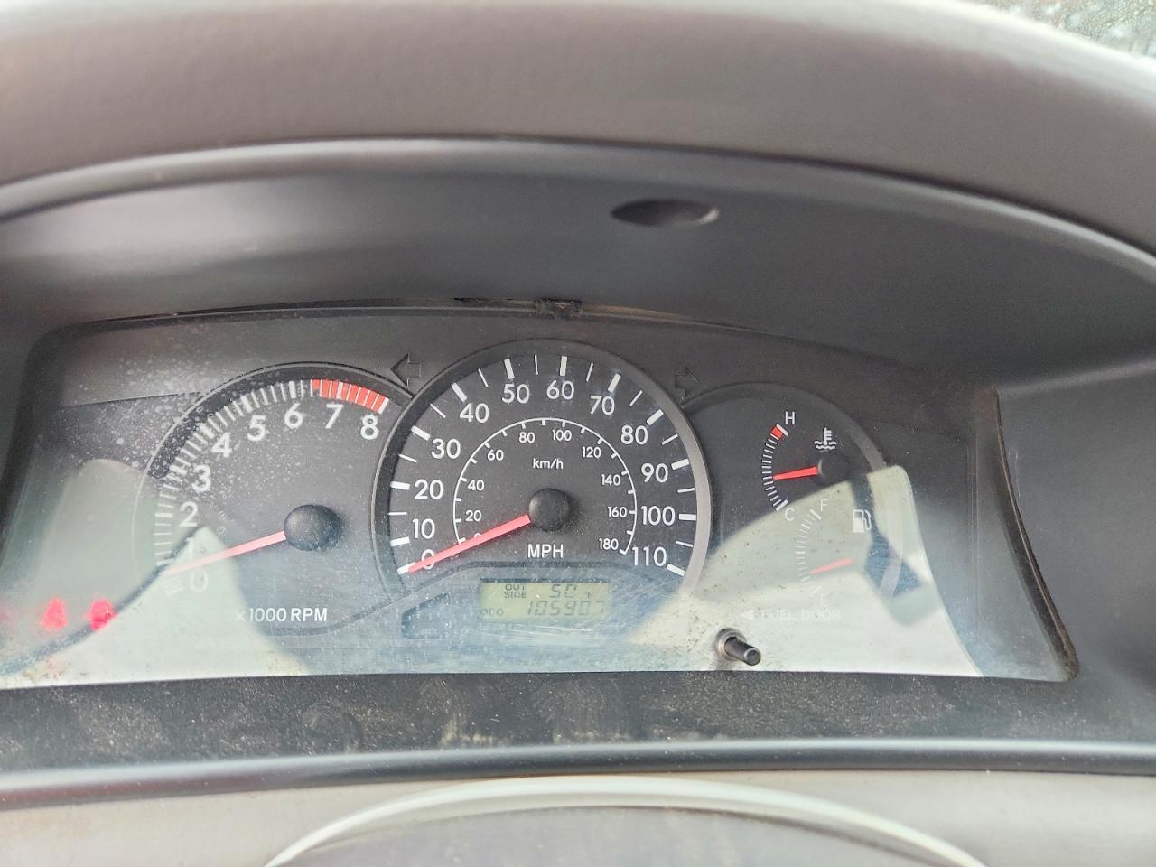 2004 TOYOTA COROLLA