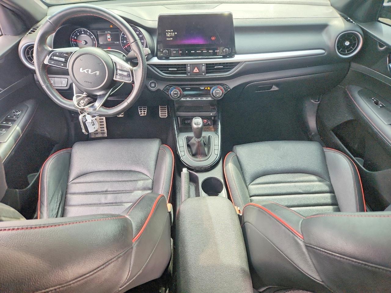 2023 KIA FORTE