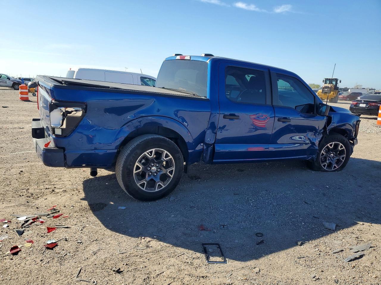 2024 FORD F-150 Lightning