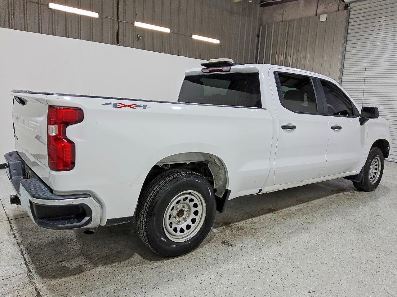 2023 CHEVROLET Silverado