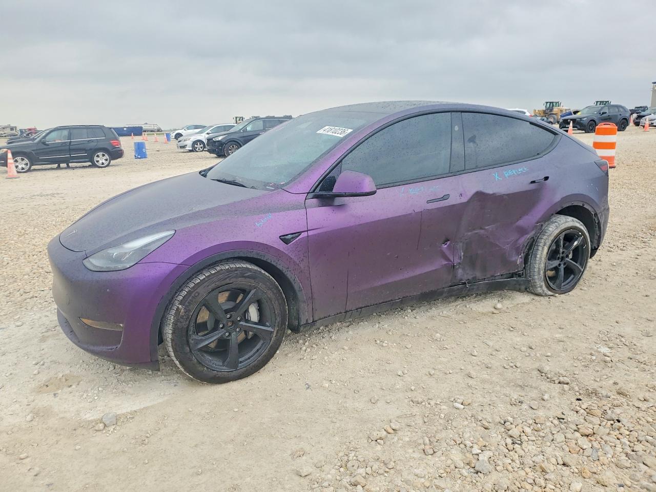2024 TESLA MODEL Y