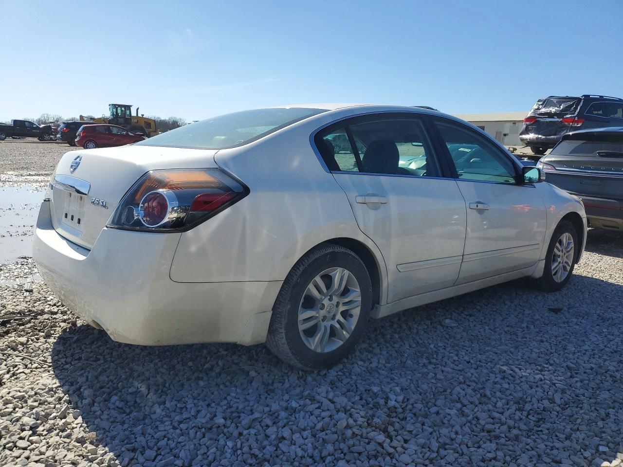 2012 NISSAN ALTIMA