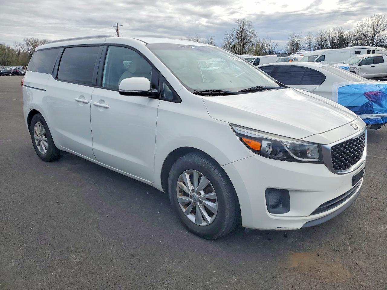 2015 KIA SEDONA