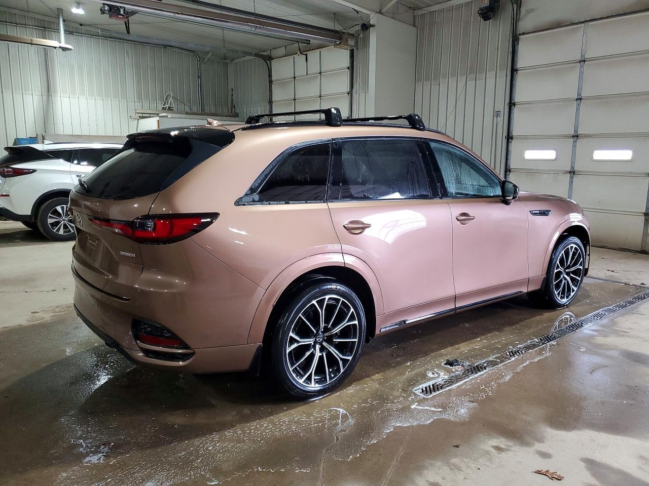 2025 MAZDA Cx-70