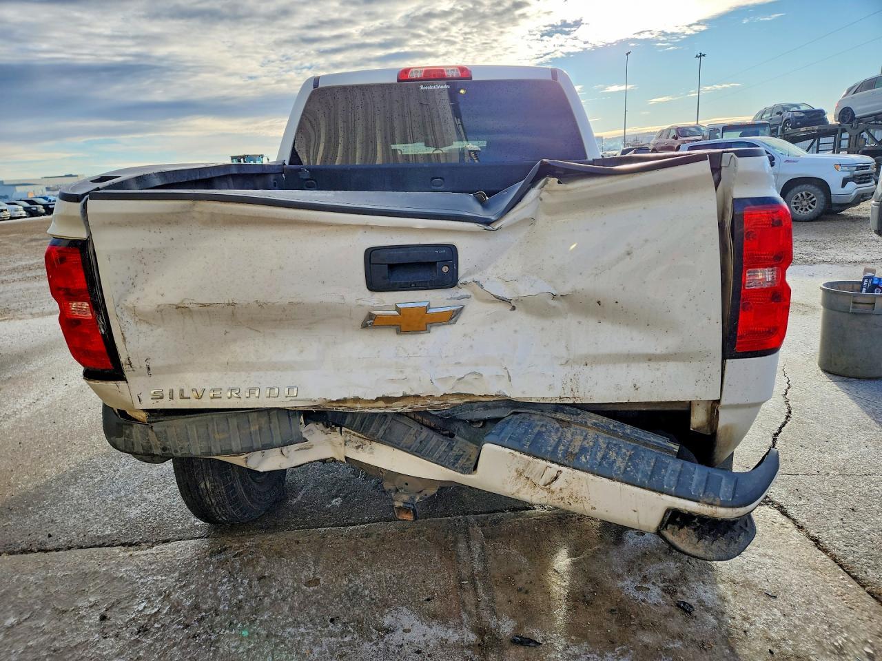 2018 CHEVROLET Silverado