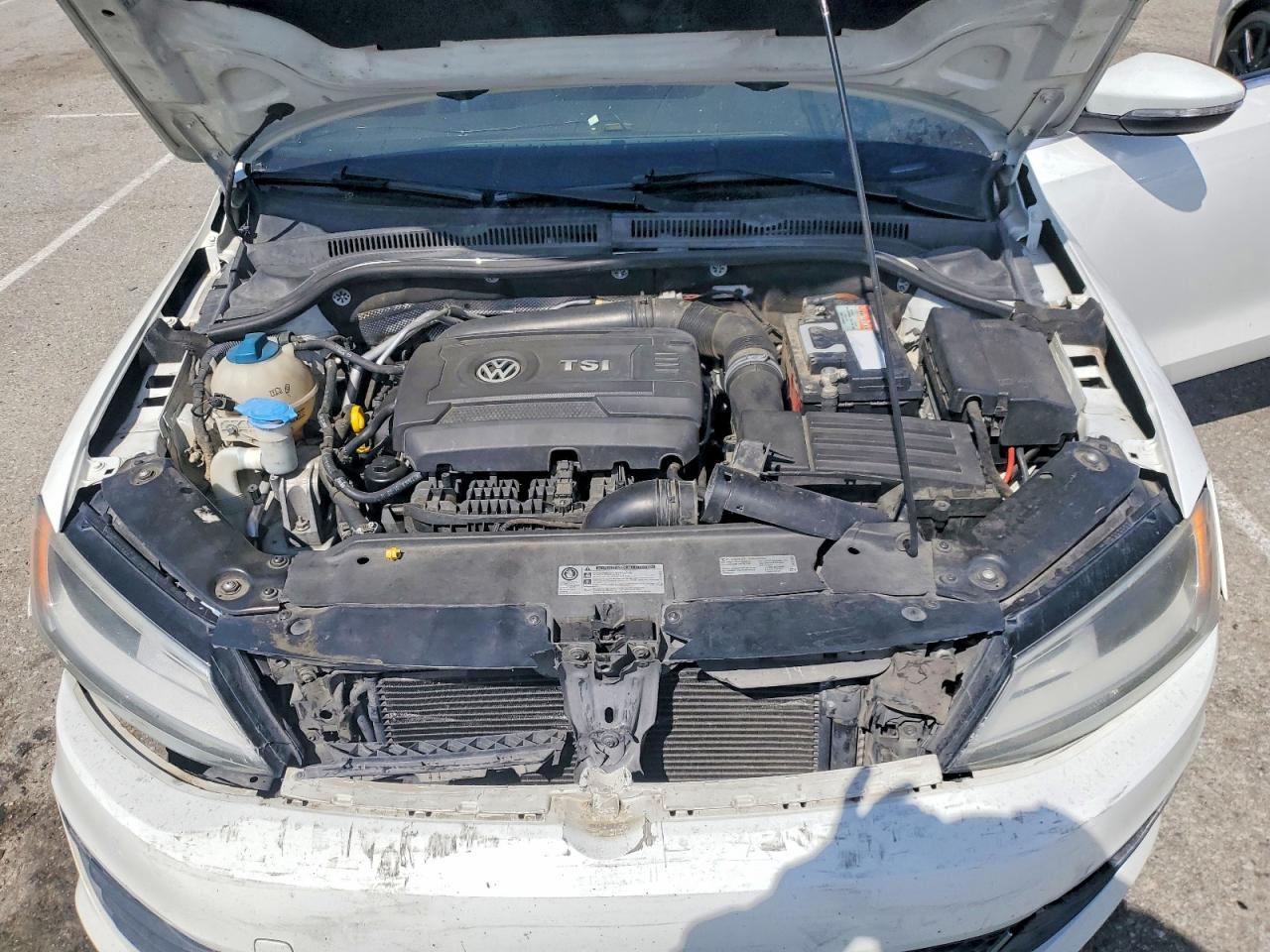 2014 VOLKSWAGEN JETTA