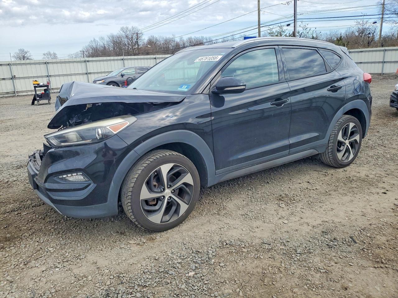 2016 HYUNDAI TUCSON