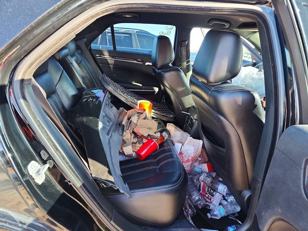 2019 CHRYSLER 300