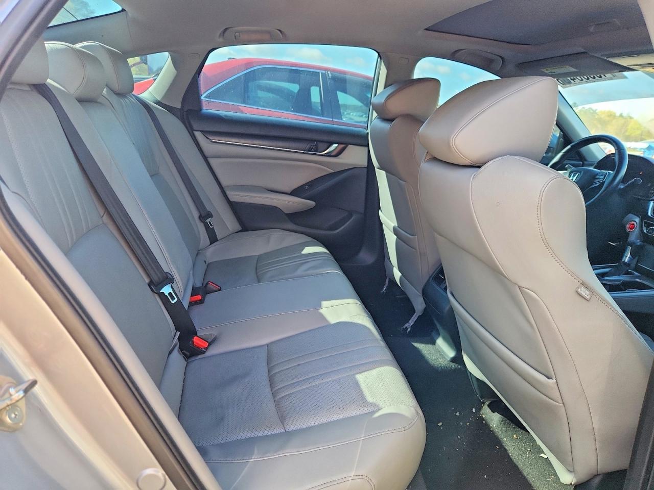 2018 HONDA ACCORD