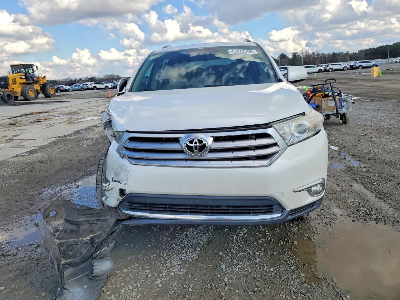 2011 TOYOTA HIGHLANDER