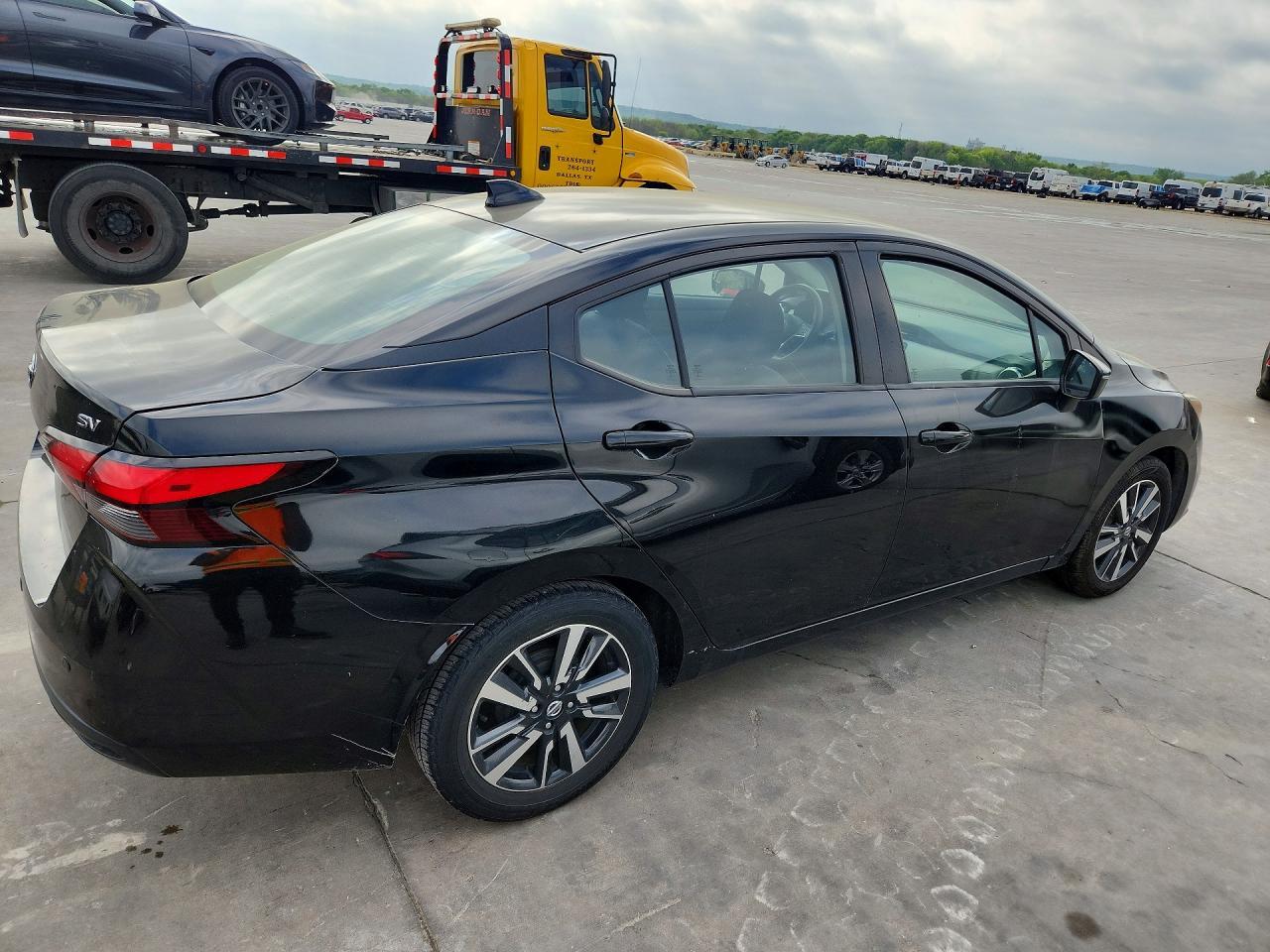 2021 NISSAN VERSA