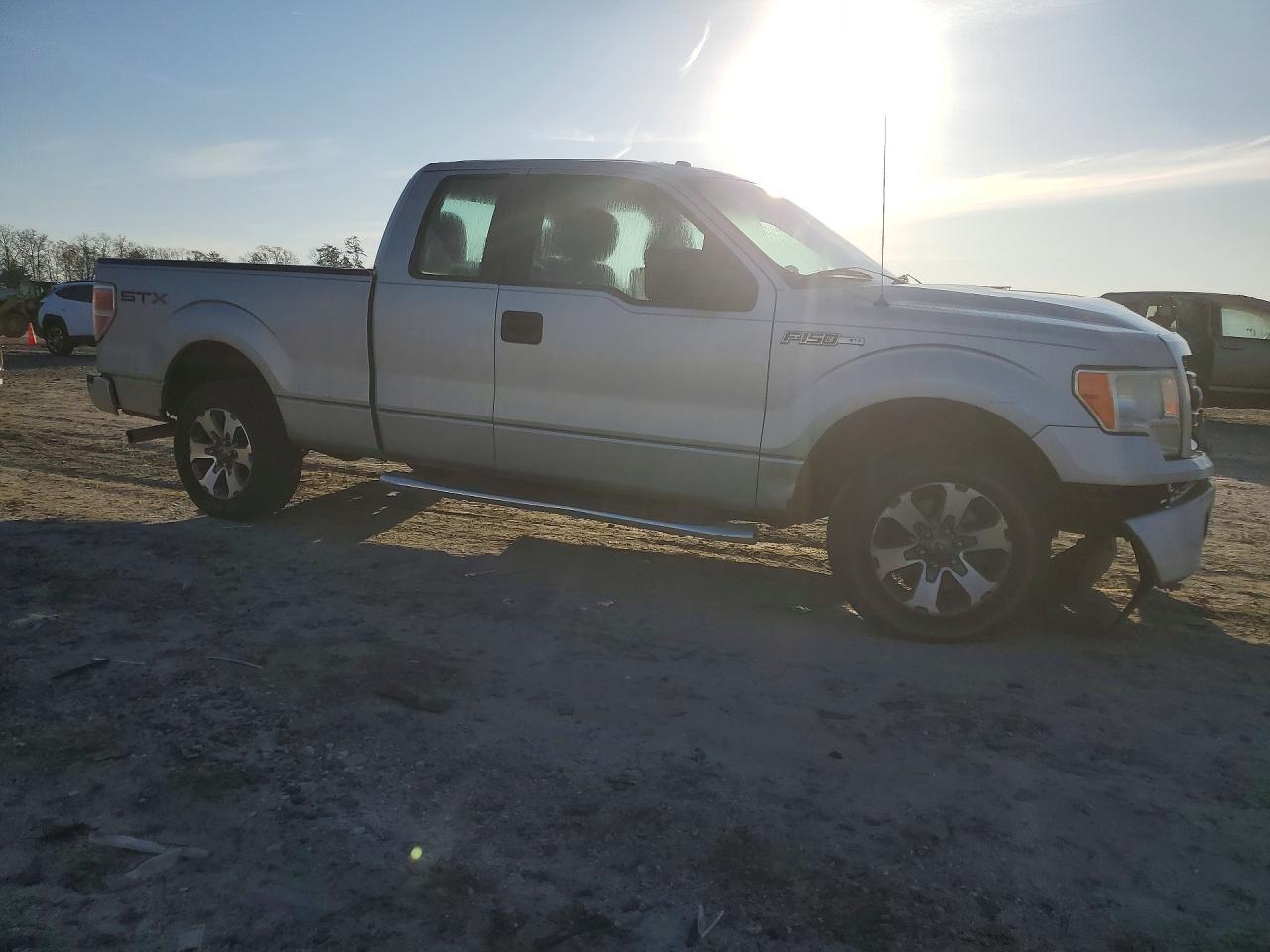 2013 FORD F-150