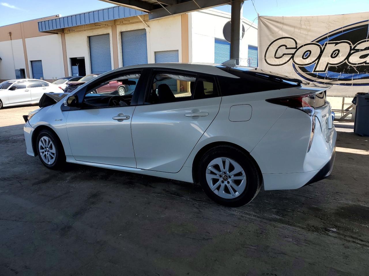 2017 TOYOTA PRIUS