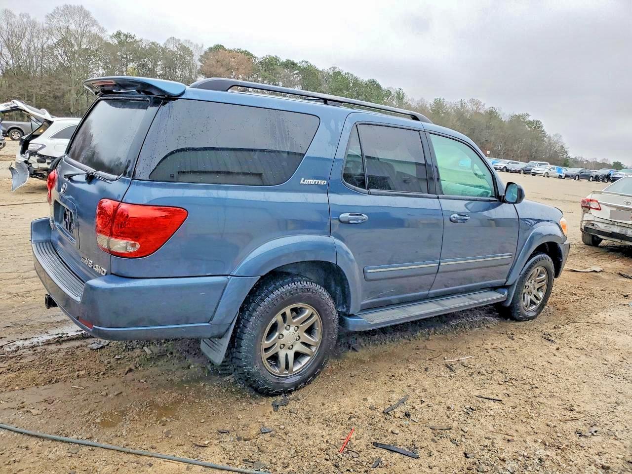 2005 TOYOTA Sequoia