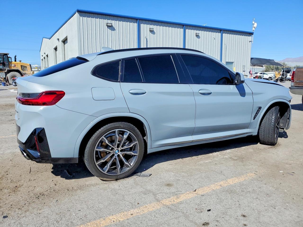 2022 BMW X4