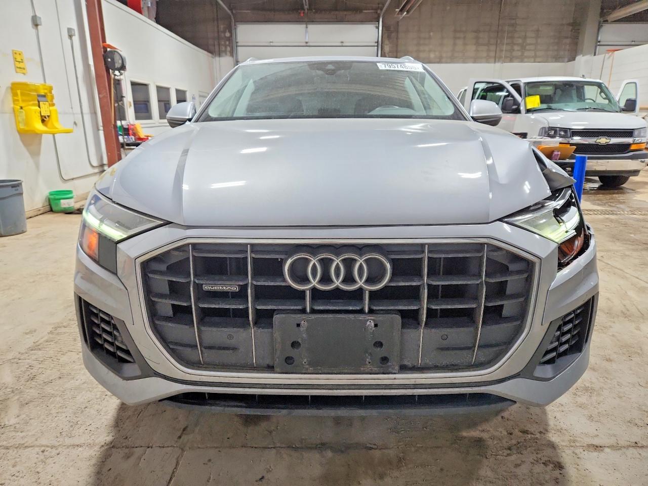 2020 AUDI Q8