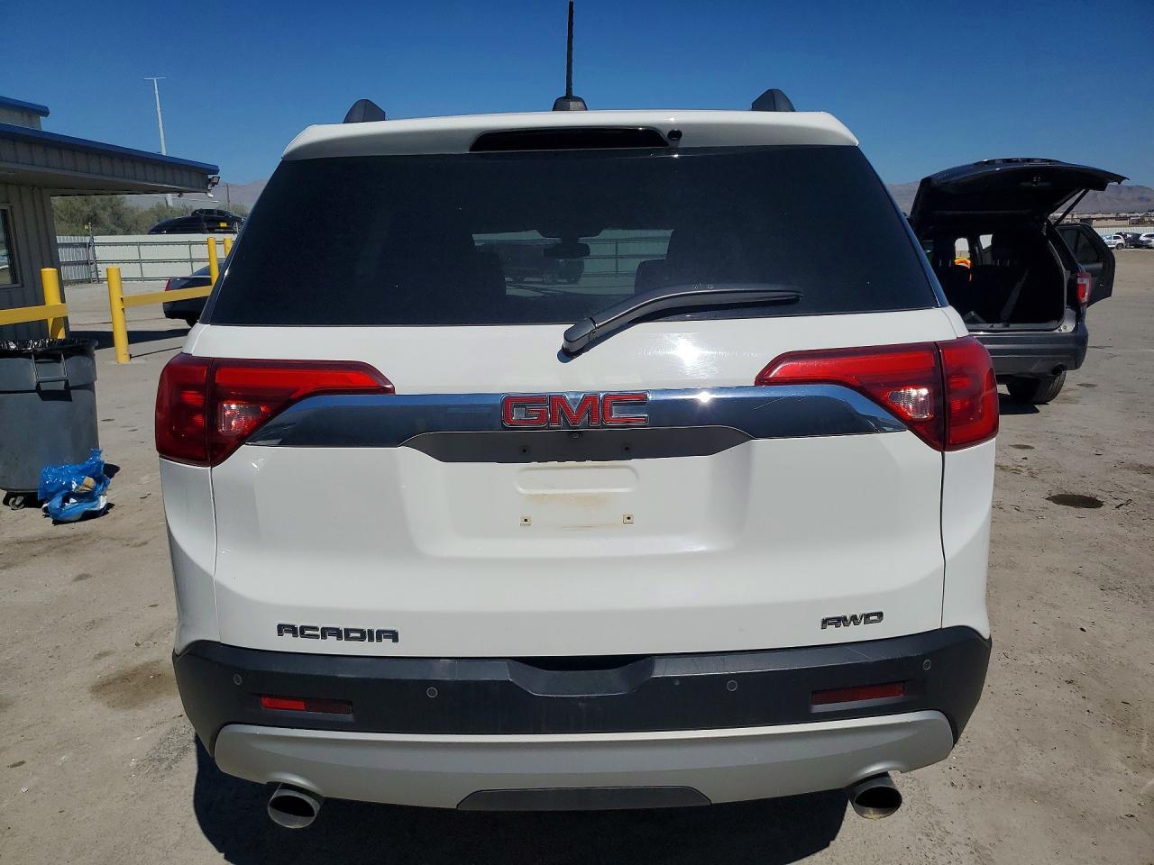2018 GMC ACADIA