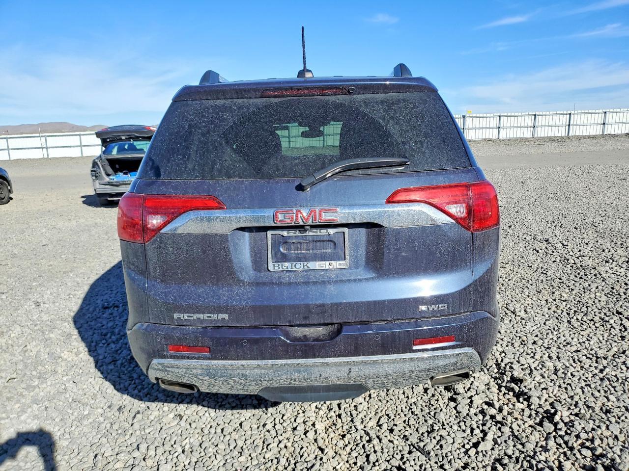 2018 GMC ACADIA