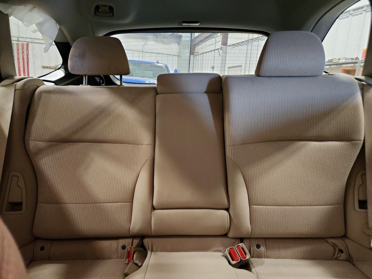 2017 SUBARU Outback