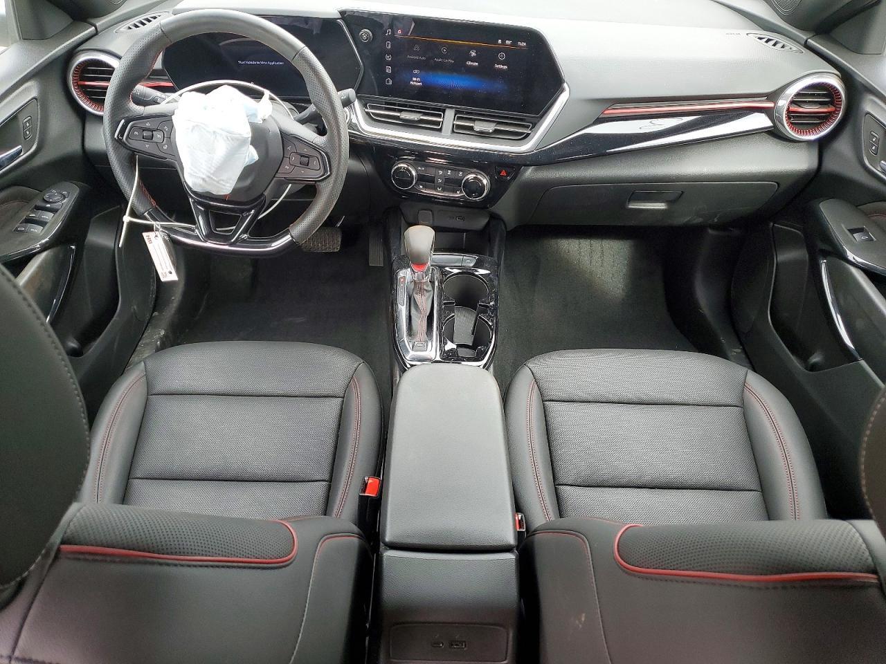 2025 CHEVROLET TRAX