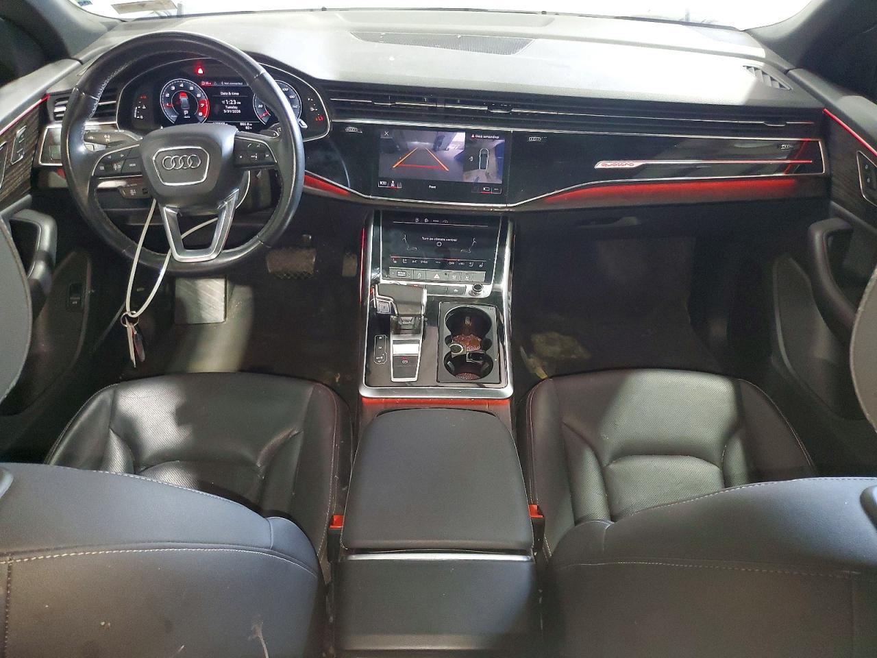 2021 AUDI Q8