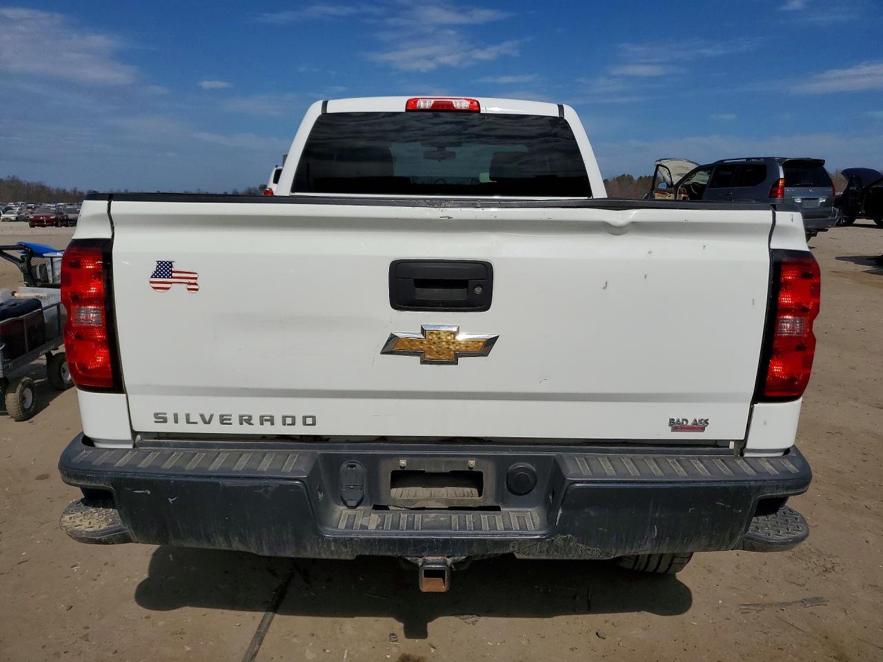 2018 CHEVROLET Silverado